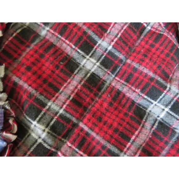 Flannel Rag Quilt With Batting, 50x64, Plaid Rag Quilt - Picture 8 of 12